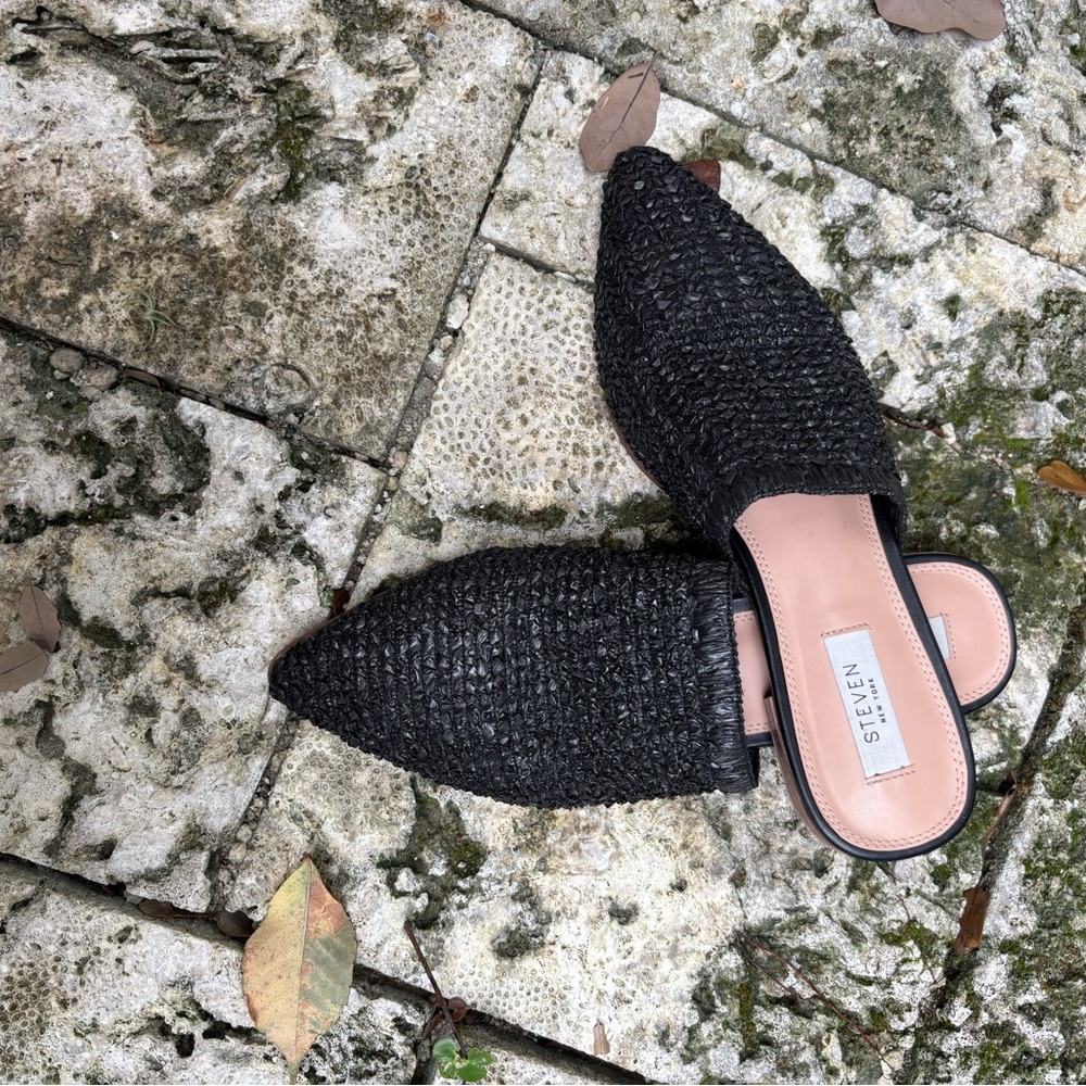 Seven7 Black Textured Women's Mules